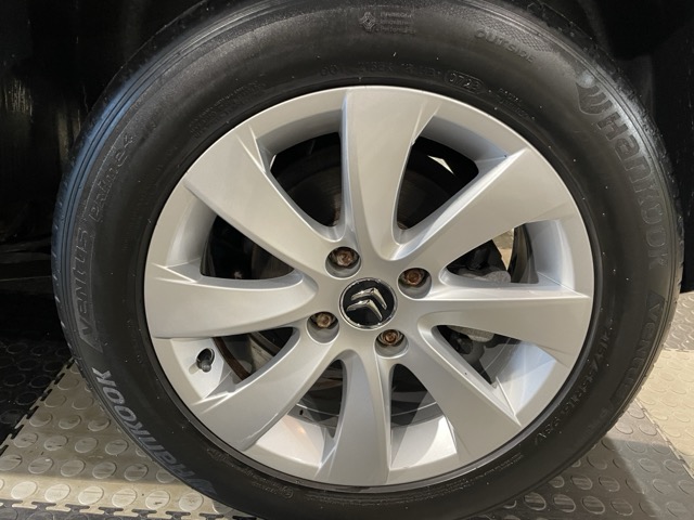 Slideshow Image 9